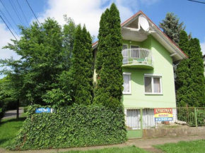 Zöld Apartmanház